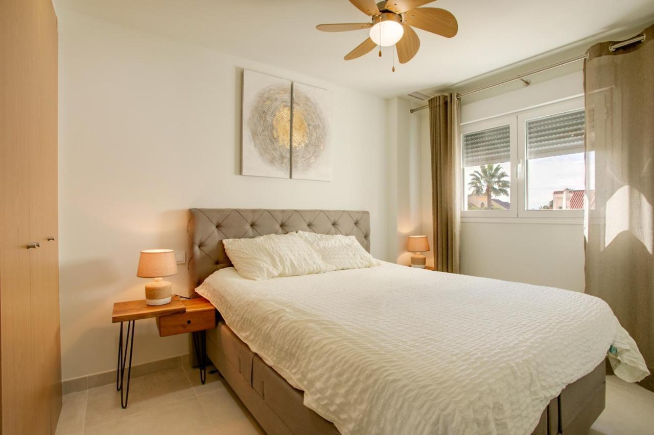 Apartamento Simi - Puerto Blanco Apartman Estepona Kültér fotó